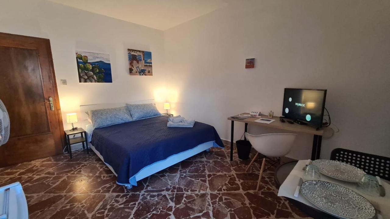 Bed and Breakfast A Punta Terra Isnello Экстерьер фото